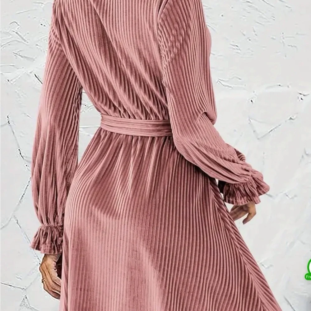 Pink Velvet Dress Belted Dress size Medium - Picture 3 of 7